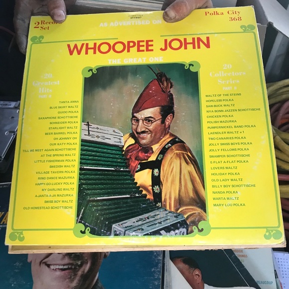 Vina - Picture 12 of 16